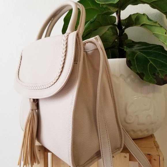 Nine West Beige Bone Colored Medium Sized Purse With Tassel - Picture 7 of 7